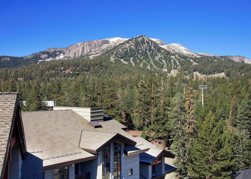 California Mammoth Lakes Exterior Detail