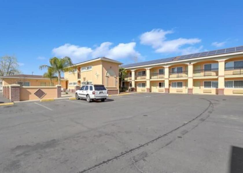 California Marysville Exterior Detail