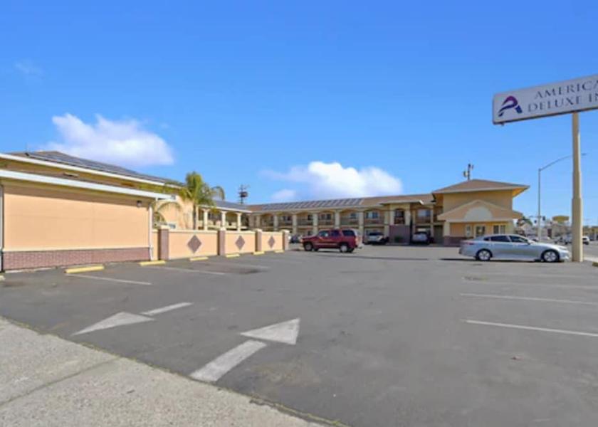 California Marysville Exterior Detail