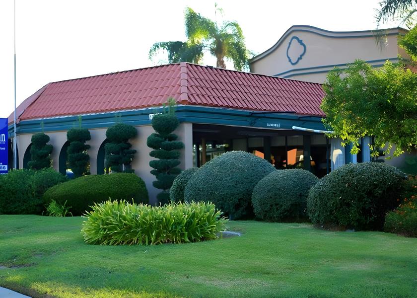 California Mission Hills Surroundings