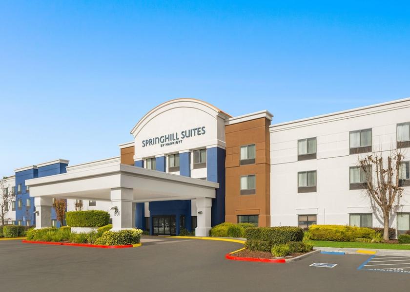 California Modesto Exterior Detail