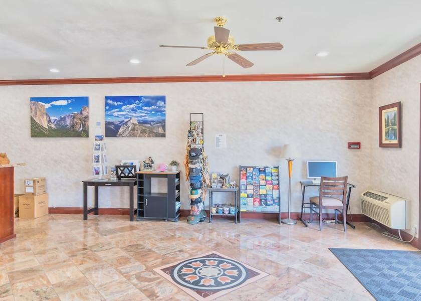 California Oakhurst Reception