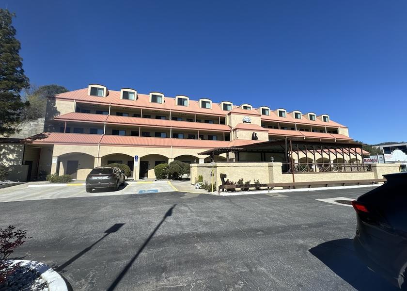 California Oakhurst Primary image