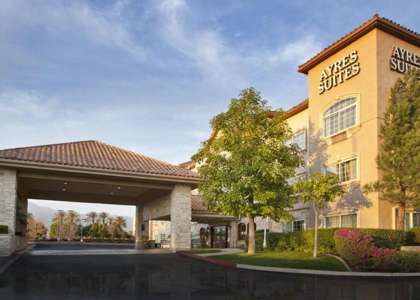 California Ontario entrance