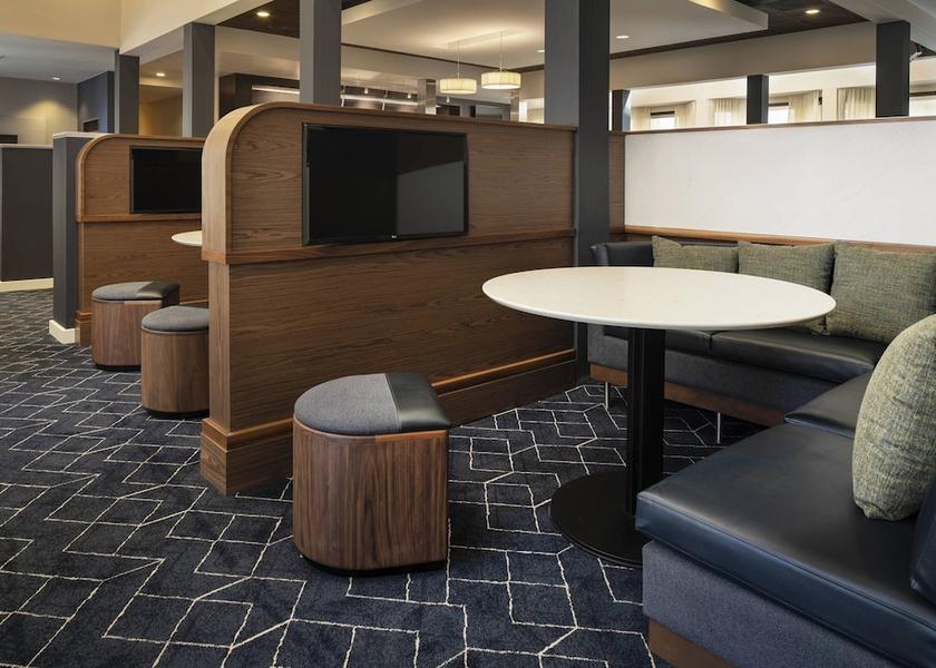 California Palm Springs Amenity