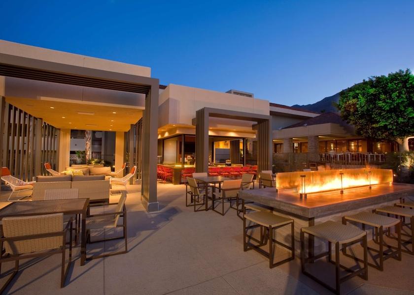 California Palm Springs Exterior Detail