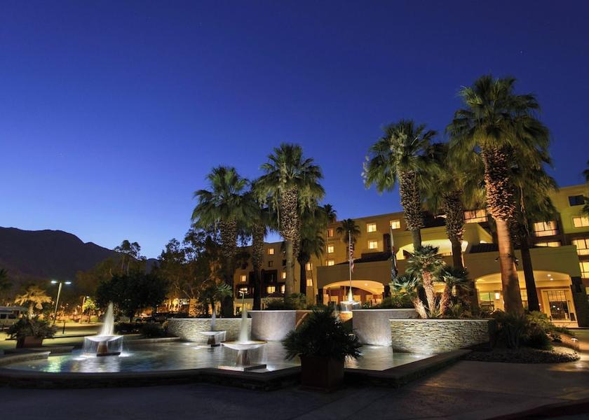 California Palm Springs Exterior