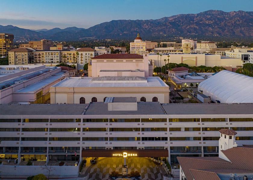 California Pasadena Exterior Detail