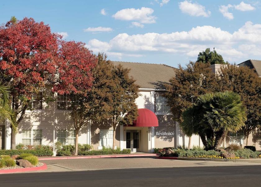 California Pleasanton Front of property