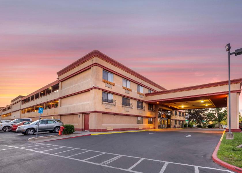 California Roseville exterior view