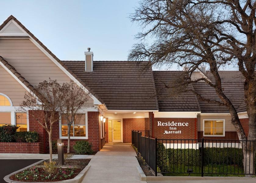 California Roseville Exterior Detail