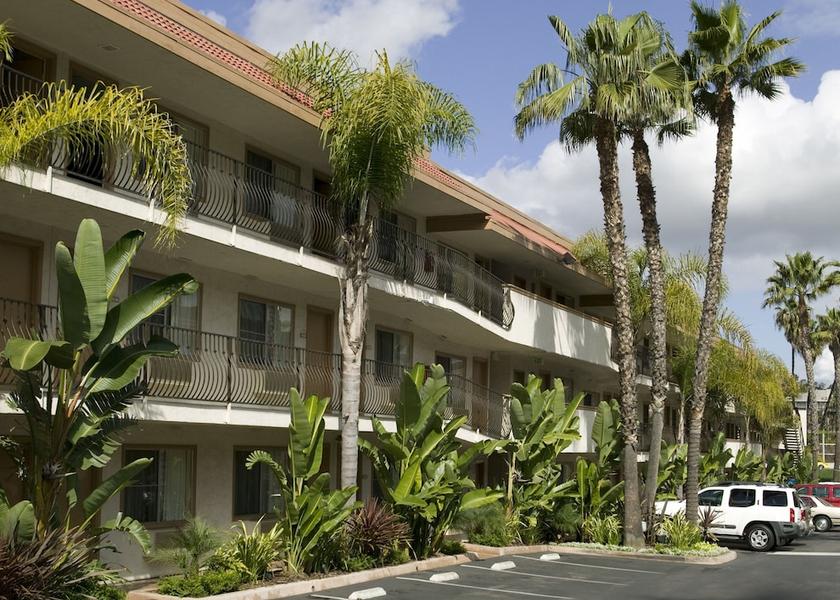 California San Diego Property grounds