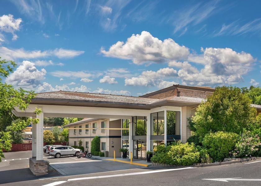 California Sonora Exterior Detail