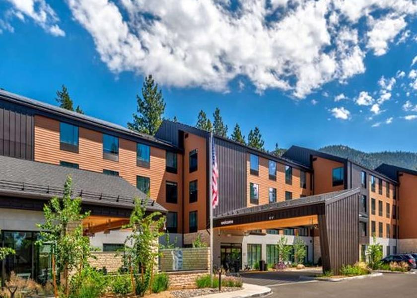 California South Lake Tahoe Exterior Detail
