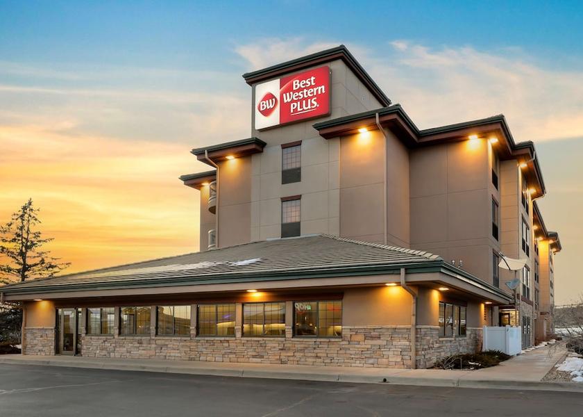 Colorado Castle Rock Exterior Detail