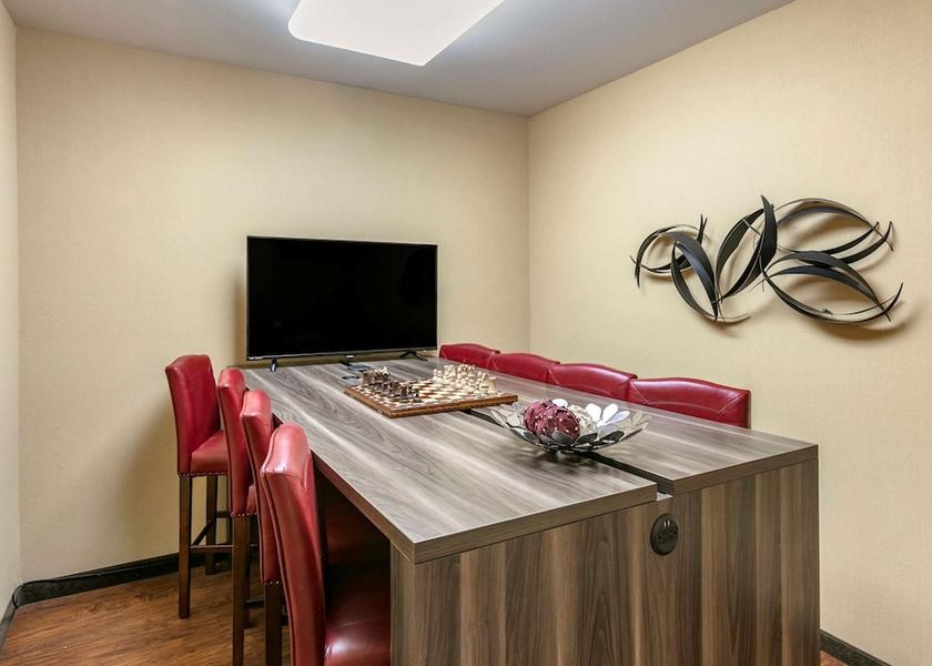 Colorado Fort Collins Meeting Room