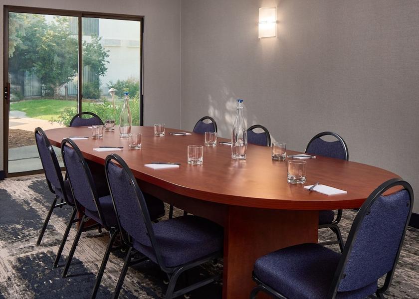 Colorado Fort Collins Meeting Room