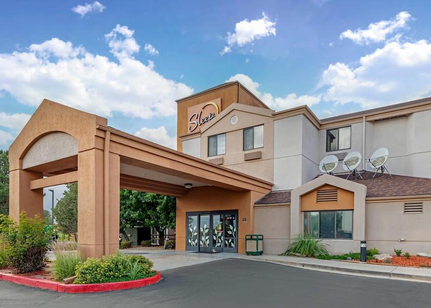 Colorado Greenwood Exterior