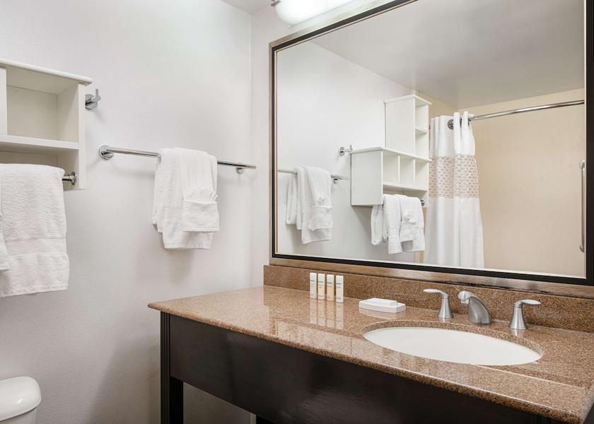 Colorado Louisville Bathroom
