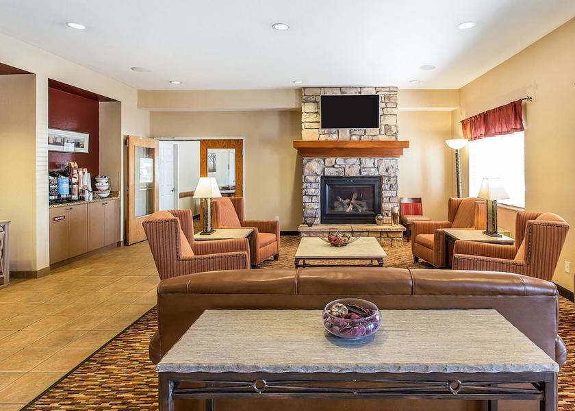Colorado Loveland Lobby