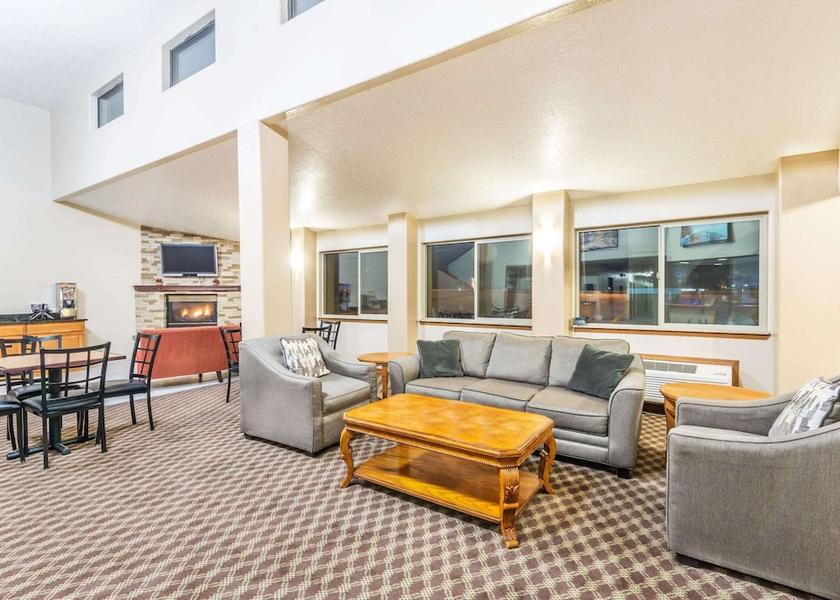 Colorado Pueblo Lobby