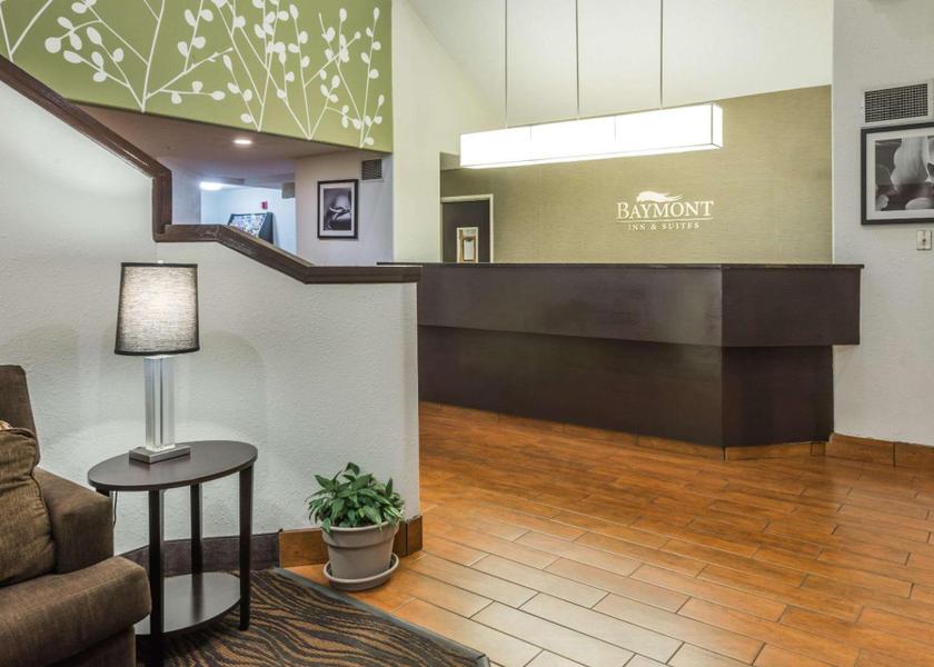 Colorado Pueblo lobby