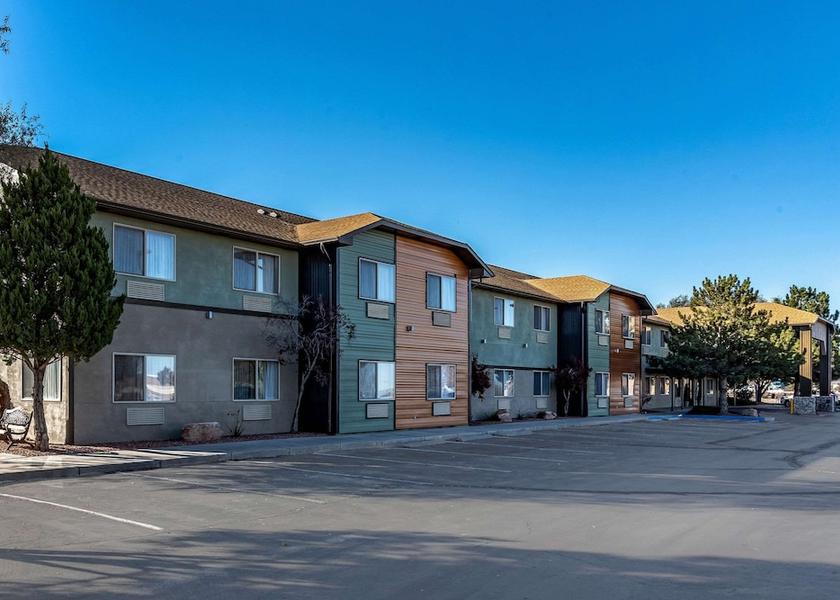 Colorado Pueblo Exterior