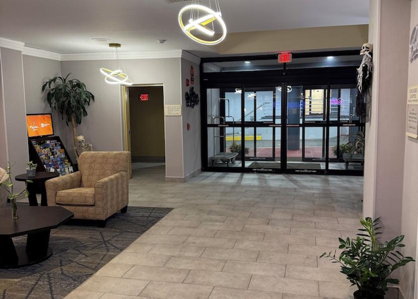 Connecticut New London Interior Entrance
