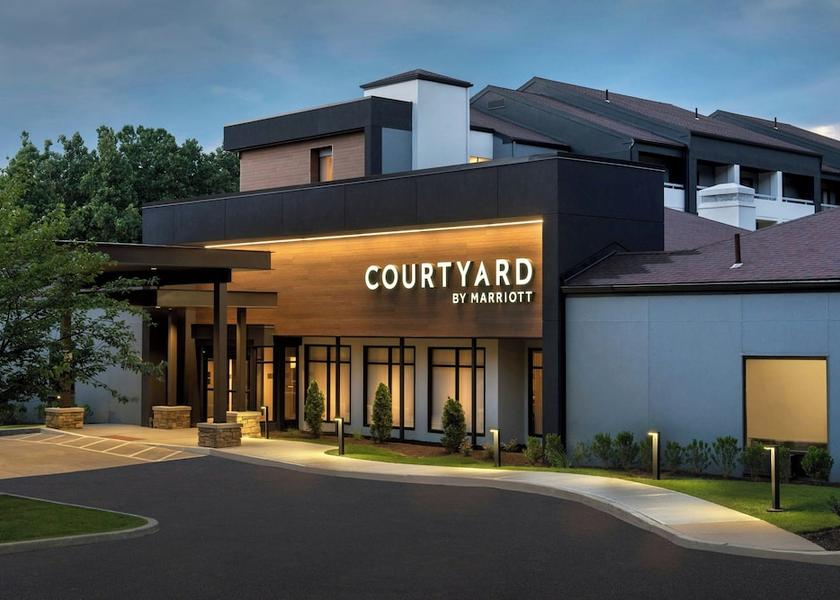 Connecticut Norwalk Exterior Detail