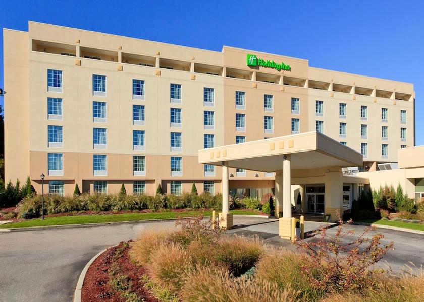 Connecticut Norwich Exterior Detail