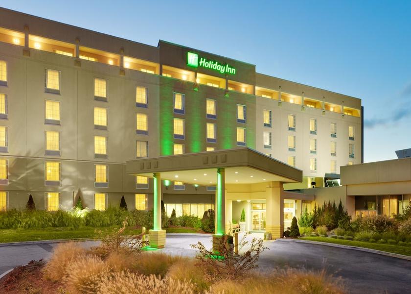 Connecticut Norwich Exterior Detail