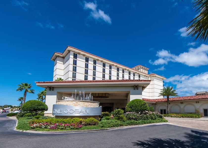 Florida Atlantic Beach Exterior Detail