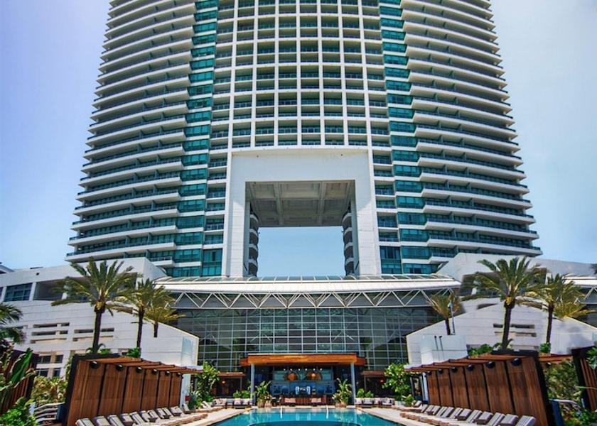 Florida Hollywood Restaurant