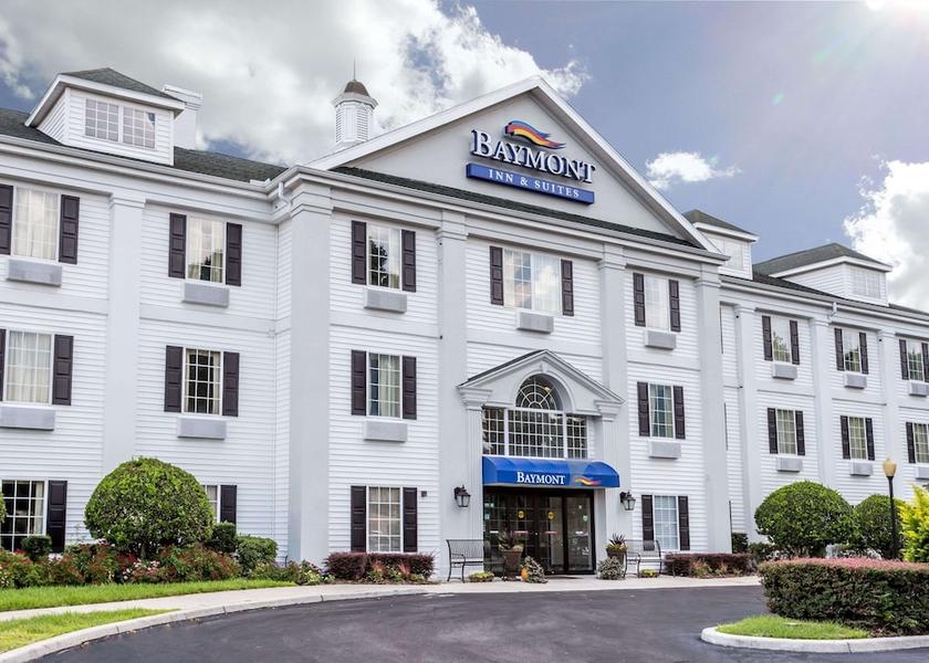 Florida Lakeland Exterior Detail