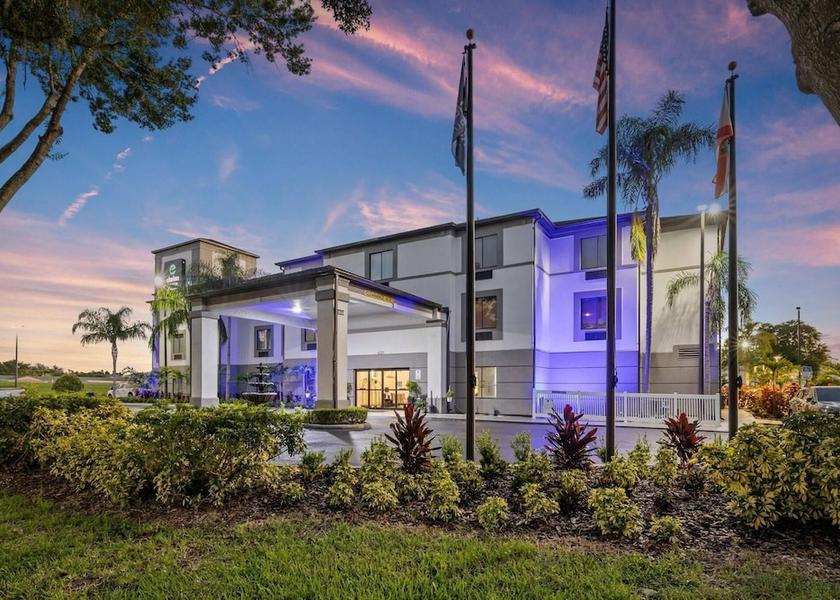 Florida Lakeland Exterior