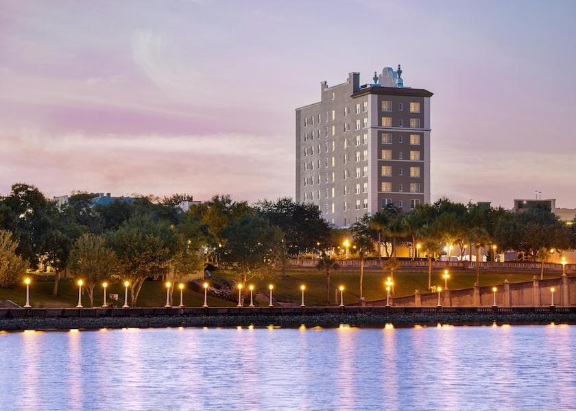 Florida Lakeland Facade