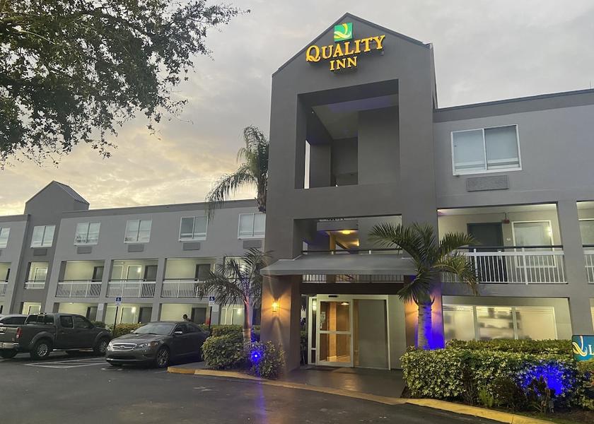 Florida Doral Facade