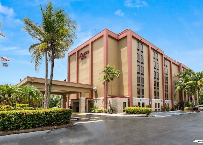 Florida Doral Exterior Detail