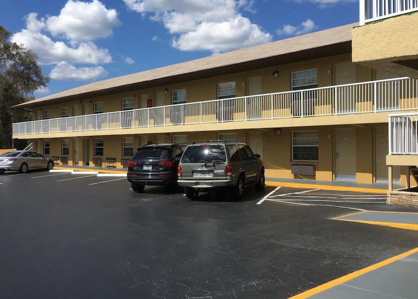 Florida Orange City Exterior Detail