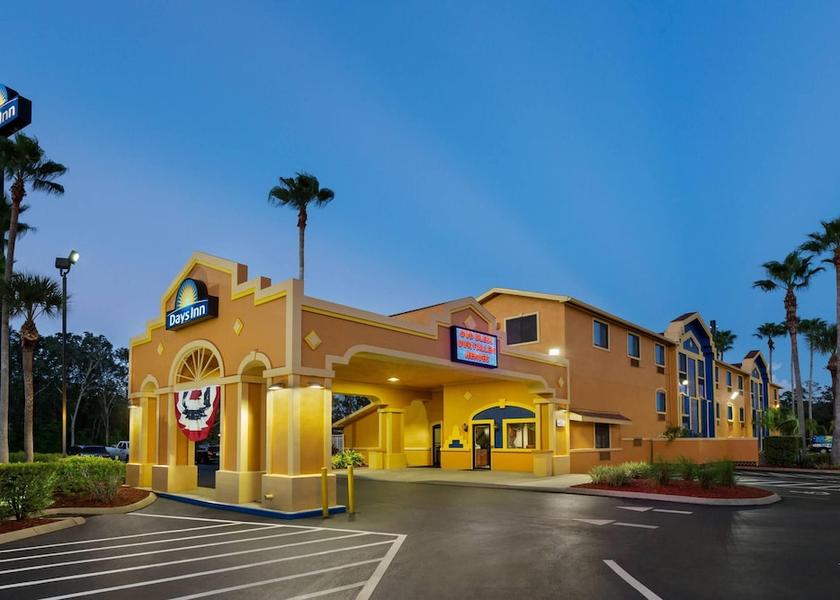 Florida Orange Park Exterior Detail