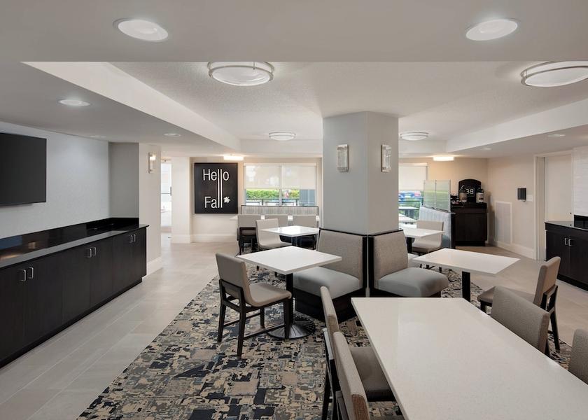 Florida Palm Beach Breakfast buffet