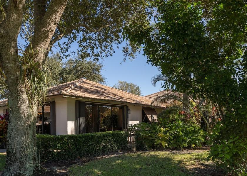 Florida Palm Beach Gardens Room