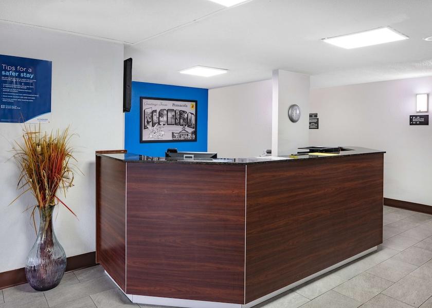 Florida Pensacola Reception