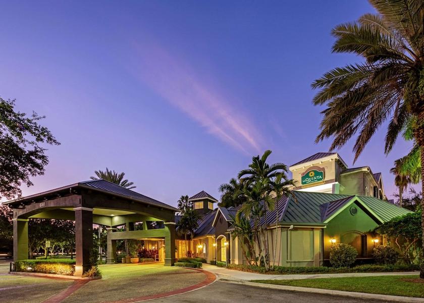 Florida Plantation Exterior