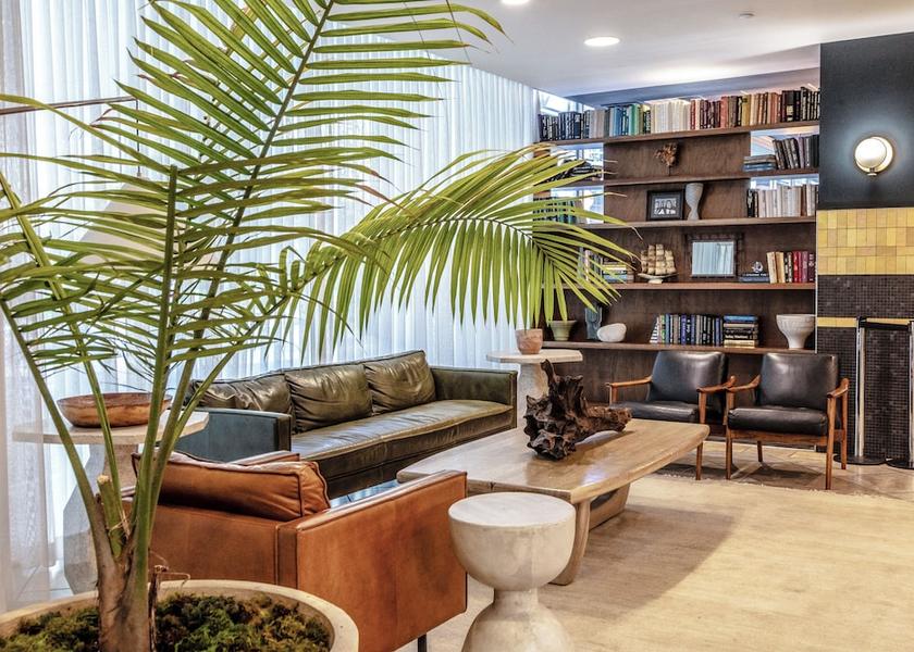 Florida Tampa Lobby sitting area