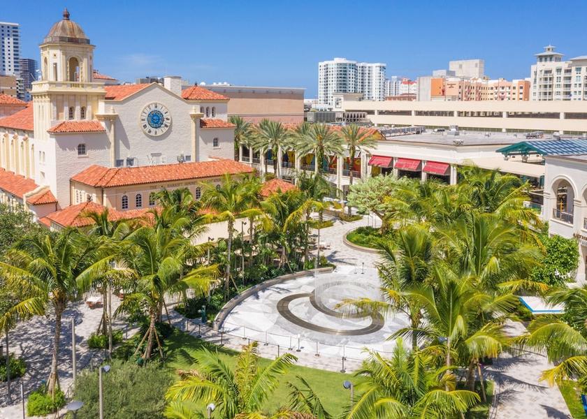 Florida West Palm Beach Exterior Detail