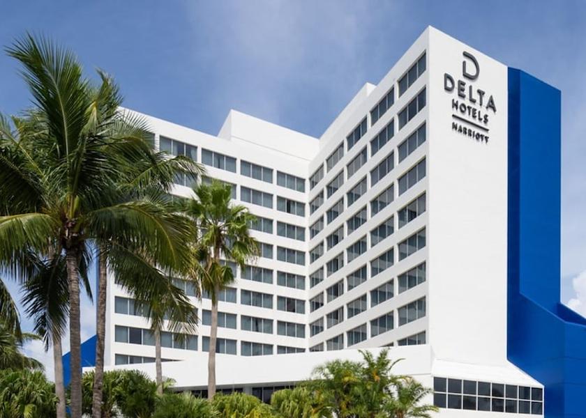 Florida West Palm Beach Exterior Detail