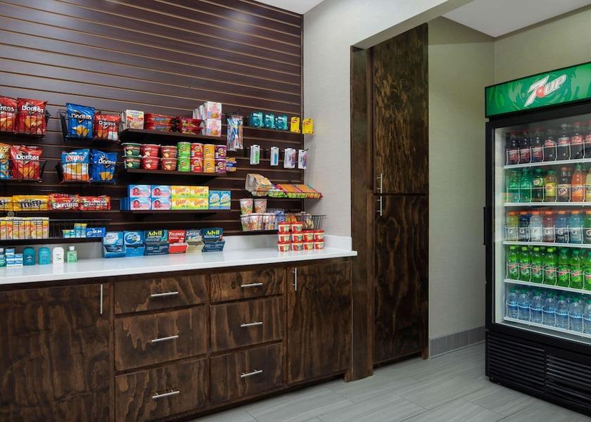 Georgia Calhoun Amenity