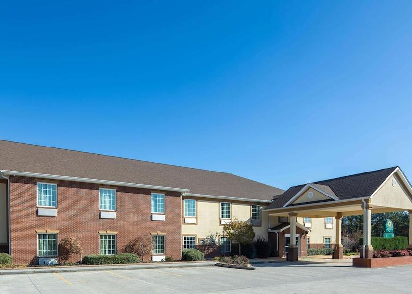 Georgia Calhoun Primary image