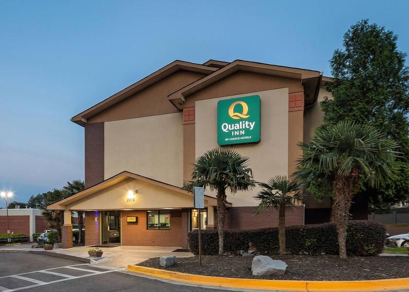 Georgia College Park Exterior Detail